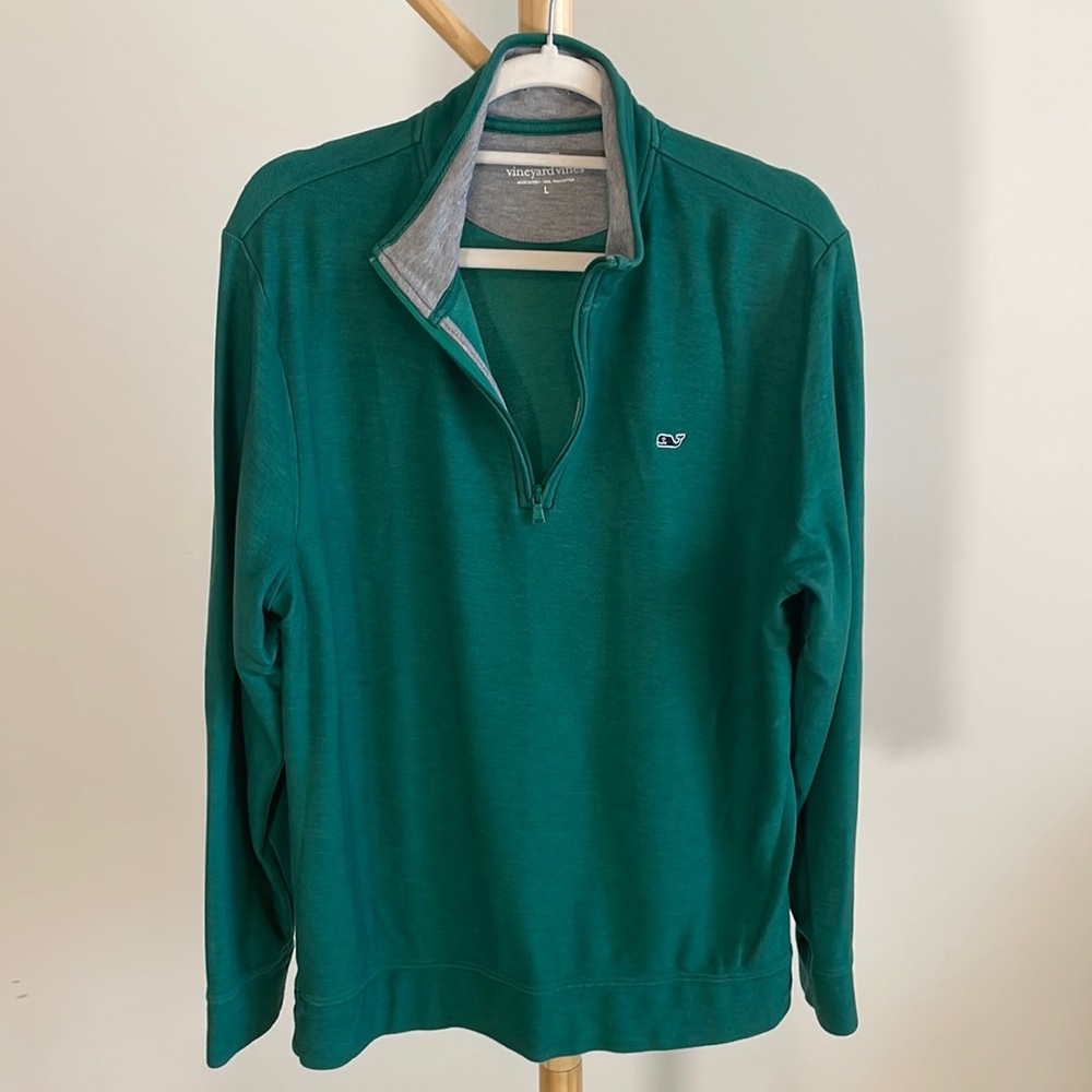 Vineyard Vines pullover